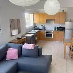 Two Br, Pool, Smart Tv, Wi-fi, Dishwasher & Washer *