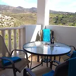 Daire Two Br, Pool, Smart Tv, Wi-fi, Dishwasher & Washer Peyia