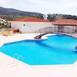 Daire Two Br, Pool, Smart Tv, Wi-fi, Dishwasher & Washer *