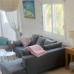 Two Br, Pool, Smart Tv, Wi-fi, Dishwasher & Washer * Peyia