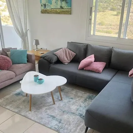 Lägenhet Two Br, Pool, Smart Tv, Wi-fi, Dishwasher & Washer