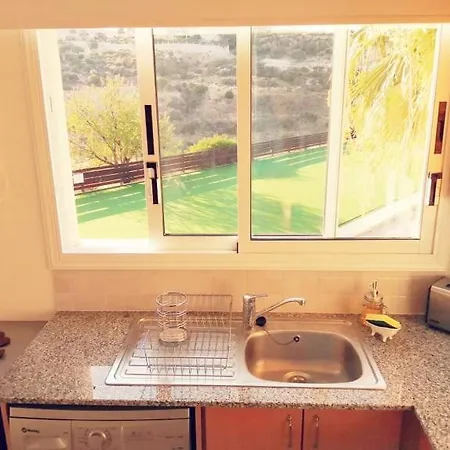 Two Br, Pool, Smart Tv, Wi-fi, Dishwasher & Washer *