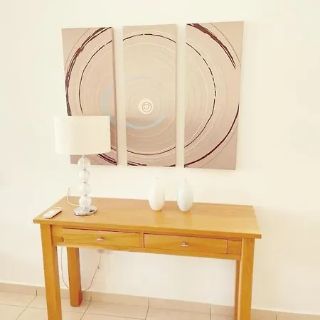Lägenhet Two Br, Pool, Smart Tv, Wi-fi, Dishwasher & Washer Pégeia